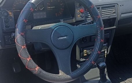 Mazda 323, 1989 год, 250 000 рублей, 8 фотография
