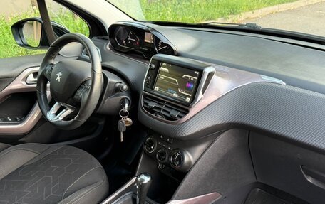 Peugeot 2008 II, 2014 год, 895 000 рублей, 12 фотография