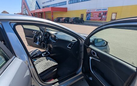 KIA cee'd III, 2018 год, 1 800 000 рублей, 11 фотография