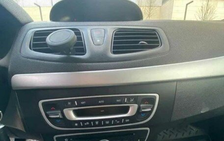 Renault Fluence I, 2012 год, 840 000 рублей, 17 фотография