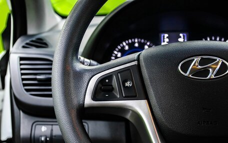 Hyundai Solaris II рестайлинг, 2016 год, 1 050 000 рублей, 16 фотография