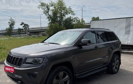 Jeep Grand Cherokee, 2014 год, 2 370 000 рублей, 2 фотография