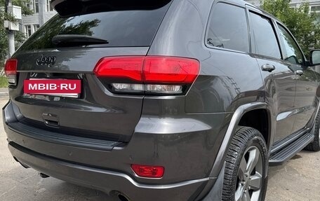 Jeep Grand Cherokee, 2014 год, 2 370 000 рублей, 24 фотография