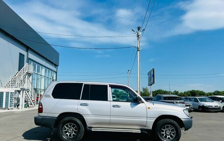Toyota Land Cruiser 100 рестайлинг 2, 2005 год, 2 799 000 рублей, 7 фотография