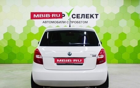 Skoda Fabia II, 2011 год, 550 000 рублей, 4 фотография