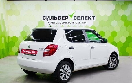 Skoda Fabia II, 2011 год, 550 000 рублей, 2 фотография