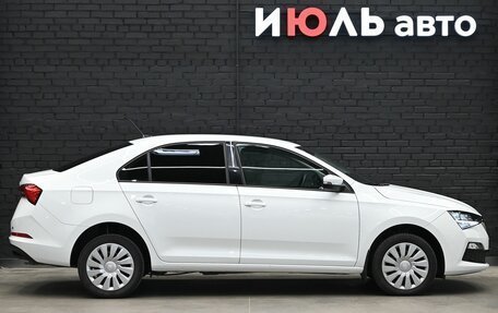 Skoda Rapid II, 2022 год, 1 600 000 рублей, 9 фотография