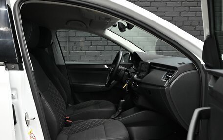 Skoda Rapid II, 2022 год, 1 600 000 рублей, 11 фотография