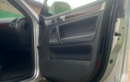 Volkswagen Touareg III, 2008 год, 859 000 рублей, 7 фотография