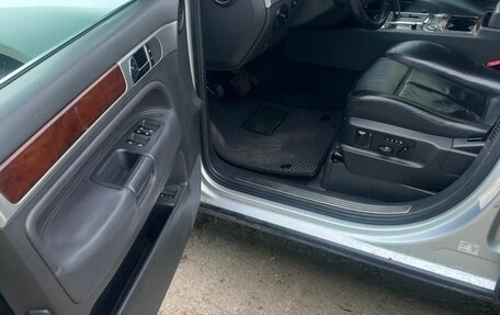 Volkswagen Touareg III, 2008 год, 859 000 рублей, 15 фотография