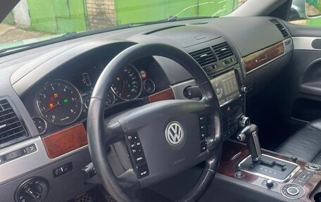 Volkswagen Touareg III, 2008 год, 859 000 рублей, 16 фотография