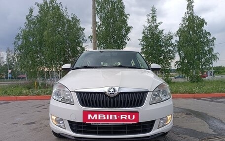 Skoda Fabia II, 2013 год, 870 000 рублей, 2 фотография