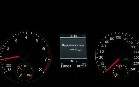 Volkswagen Touran III, 2011 год, 859 000 рублей, 11 фотография