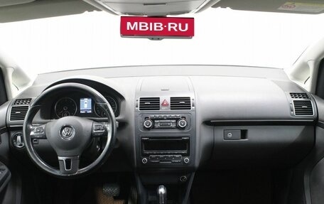 Volkswagen Touran III, 2011 год, 859 000 рублей, 9 фотография