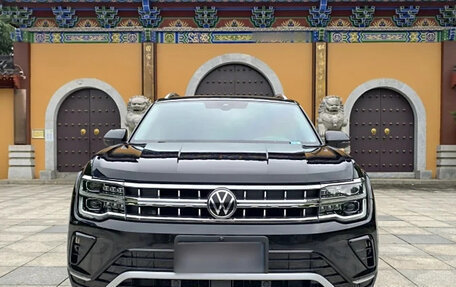 Volkswagen Teramont I, 2022 год, 2 550 596 рублей, 3 фотография