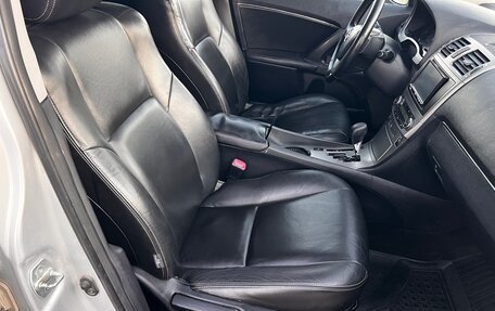 Toyota Avensis III рестайлинг, 2010 год, 930 000 рублей, 21 фотография