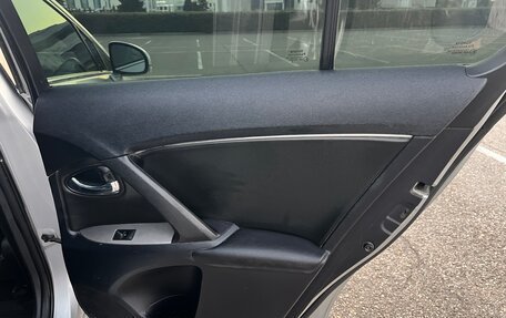 Toyota Avensis III рестайлинг, 2010 год, 930 000 рублей, 20 фотография