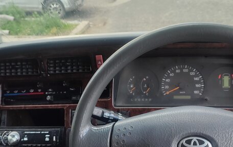 Toyota HiAce H100, 2002 год, 850 000 рублей, 7 фотография