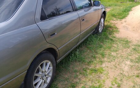 Toyota Camry, 1999 год, 550 000 рублей, 3 фотография
