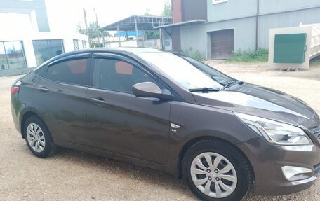 Hyundai Solaris II рестайлинг, 2015 год, 830 000 рублей, 4 фотография