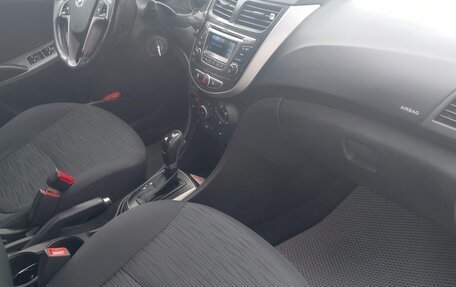 Hyundai Solaris II рестайлинг, 2015 год, 830 000 рублей, 7 фотография