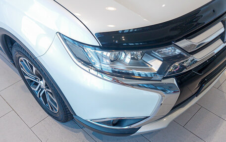 Mitsubishi Outlander III рестайлинг 3, 2015 год, 1 662 000 рублей, 4 фотография