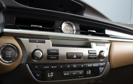 Lexus ES VII, 2016 год, 2 700 000 рублей, 16 фотография