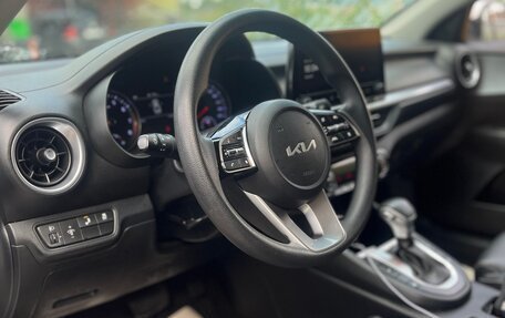 KIA K3, 2021 год, 1 575 000 рублей, 13 фотография