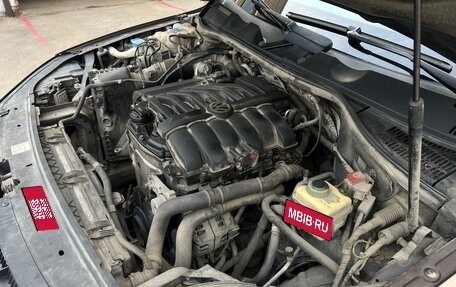 Volkswagen Touareg III, 2011 год, 1 950 000 рублей, 16 фотография