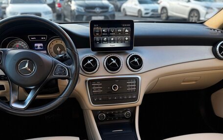 Mercedes-Benz GLA, 2016 год, 2 250 000 рублей, 7 фотография