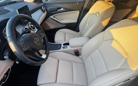 Mercedes-Benz GLA, 2016 год, 2 250 000 рублей, 11 фотография