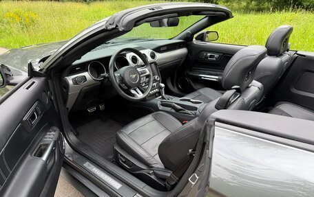 Ford Mustang VI рестайлинг, 2021 год, 4 500 000 рублей, 23 фотография
