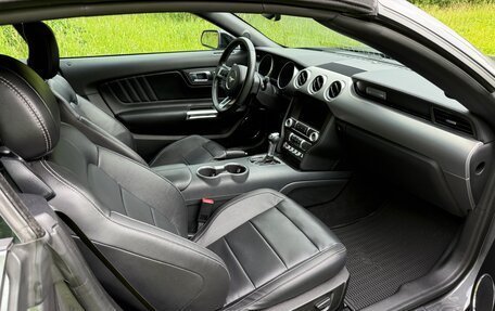 Ford Mustang VI рестайлинг, 2021 год, 4 500 000 рублей, 20 фотография