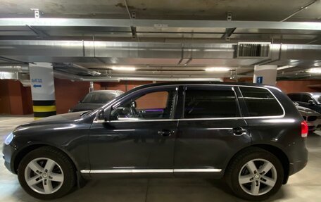 Volkswagen Touareg III, 2005 год, 1 200 000 рублей, 4 фотография
