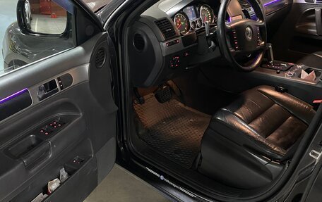 Volkswagen Touareg III, 2005 год, 1 200 000 рублей, 9 фотография