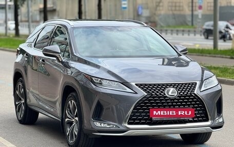 Lexus RX IV рестайлинг, 2020 год, 5 900 000 рублей, 3 фотография