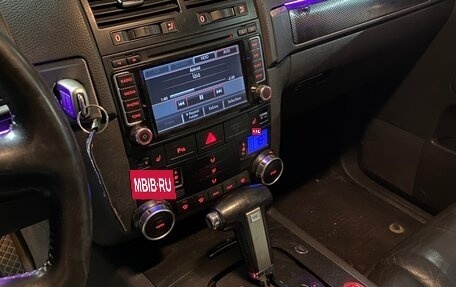Volkswagen Touareg III, 2005 год, 1 200 000 рублей, 10 фотография