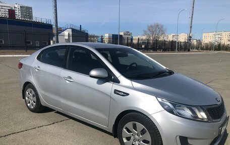 KIA Rio III рестайлинг, 2014 год, 895 000 рублей, 2 фотография