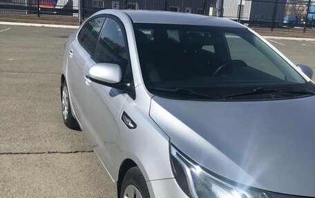 KIA Rio III рестайлинг, 2014 год, 895 000 рублей, 10 фотография