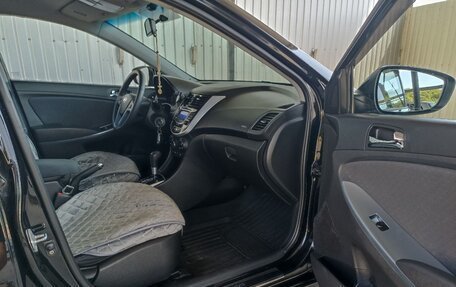 Hyundai Solaris II рестайлинг, 2012 год, 898 000 рублей, 4 фотография