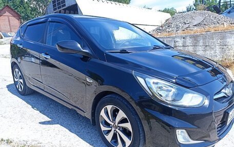 Hyundai Solaris II рестайлинг, 2012 год, 898 000 рублей, 6 фотография