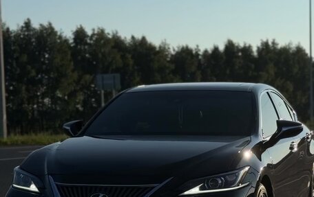 Lexus ES VII, 2021 год, 3 880 000 рублей, 1 фотография