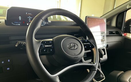 Hyundai Staria, 2022 год, 5 298 000 рублей, 21 фотография