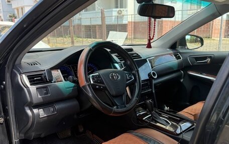 Toyota Camry, 2016 год, 1 700 000 рублей, 7 фотография