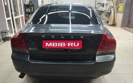 Volvo S60 III, 2001 год, 550 000 рублей, 5 фотография