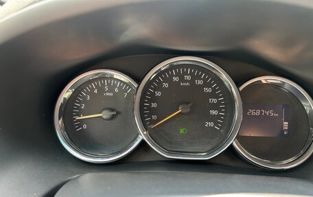 Renault Logan II, 2014 год, 490 000 рублей, 23 фотография