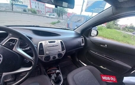 Hyundai i20 IB рестайлинг, 2010 год, 570 000 рублей, 10 фотография