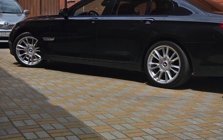 BMW 7 серия, 2014 год, 2 000 000 рублей, 8 фотография