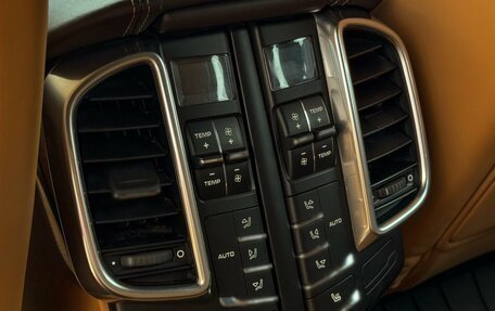 Porsche Cayenne III, 2013 год, 2 625 000 рублей, 15 фотография