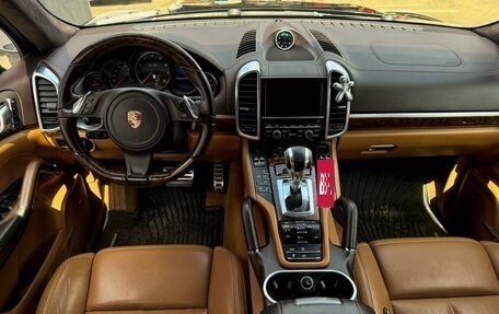 Porsche Cayenne III, 2013 год, 2 625 000 рублей, 7 фотография